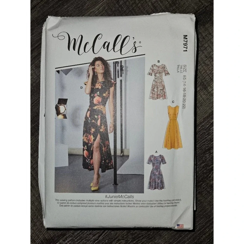 McCalls M7971 Misses Dresses Sewing Pattern A B C D Cup Sizes 14-22 Uncut
